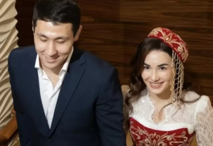 Дзюдошы Әбиба Әбужақынова өзінен бес жас кіші спортшыға тұрмысқа шықты