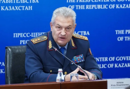 Қазақстанда полициядағы орта буын басшылары жаппай тексеріледі