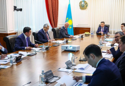 Премьер-министр энергия тапшылығы мәселесін шешу үшін жаңа қуаттарды генерациялау мәселелері бойынша жиын өткізді