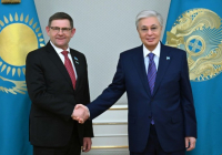 Мемлекет басшысы  Сергей Пономаревті қабылдады