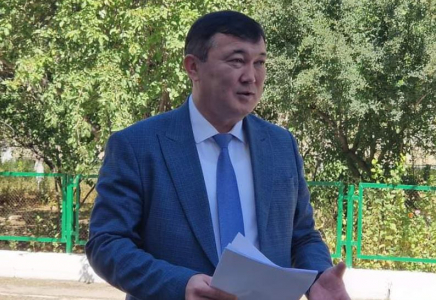 ТҮРКІСТАН: Сауран ауданын көркейту жұмыстары жүргізіліп жатыр