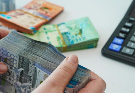 Сәуір айында қазақстандықтардың шоты айтарлықтай толығады