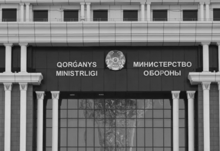 Қорғаныс министрі Дәурен Қосанов Каспийдегі қайғылы оқиғадан кейін мәлімдеме жасады