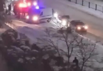 Теміртауда ер адам жол бойында ерегіскендерді ажыратамын деп ажал құшты