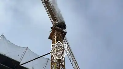 ​Астанада кран мұнарасындағы кабина өртенді