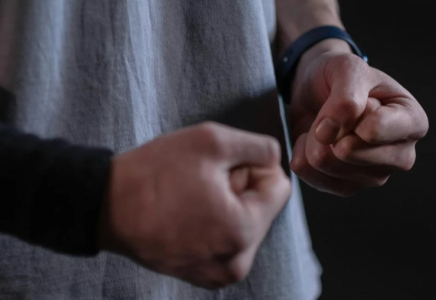 Жамбыл облысында 11-сынып оқушысы бопсалауға қатысты күдікке ілінді Жамбыл облысында 11-сынып оқушысы бопсалауға қатысты күдікке ілінді