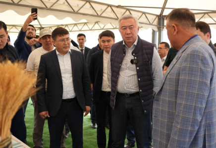 ТҮРКІСТАН: Вице-премьер көктемгі дала жұмыстарын тексерді