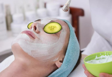 Қостанай тұрғыны лицензиясыз қызмет көрсеткен салоннан 1,2 теңгесін қайтарып алды