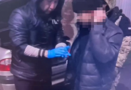 ​Шымкентте есірткі тасымалдаған ер адам 12 жылға бас бостандығынан айырылуы мүмкін