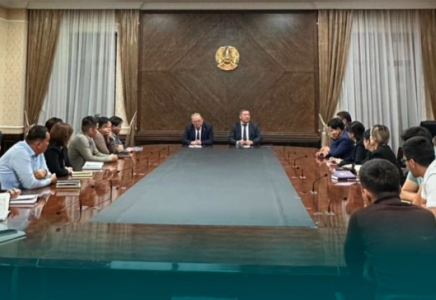 ШЫМКЕНТ: әдеп кодексінің талаптарын қатаң сақтау мәселесі бойынша   түсіндірме жұмыстары жалғасуда  ШЫМКЕНТ: әдеп кодексінің талаптарын қатаң сақтау мәселесі бойынша   түсіндірме жұмыстары жалғасуда