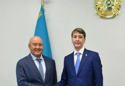 ТҮРКІСТАН: Ө.Шөкеевтің өкімімен облыс әкімінің орынбасары тағайындалды