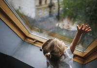 Қазақстанда терезені ашық қалдырған ата-аналарға айыппұл салынады