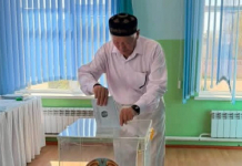 ТҮРКІСТАН: ЖЕТІСАЙЛЫҚ АҚЫН, ЖАЗУШЫ МЕКЕНБАЙ АТАБАЙҰЛЫ ӨЗІНІҢ САЯСИ ТАҢДАУЫН ЖАСАДЫ