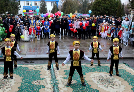 Ордабасылық бүлдіршіндердің тосын сыйы
