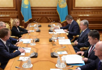 Тоқаев Польшалық Polpharma компаниясының өкілімен кездесті