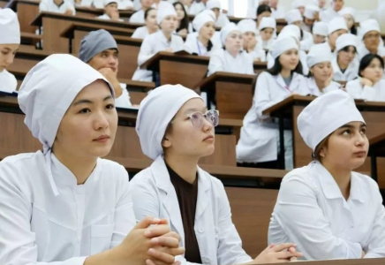 Елдегі колледждерде шетелдік студенттер арасында өзбекстандықтар мен ресейліктер көп