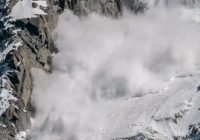 Алматы тауларында жарақат алған 59 жастағы альпинист құтқарылды