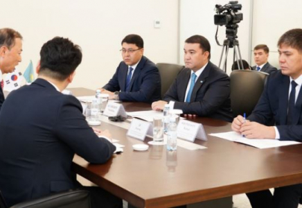 Түркістан облысының әкімі Корея Республикасының елшісімен кездесті