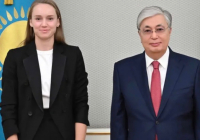 Тоқаев Елена Рыбакинаны теннистен АҚШ Ашық чемпионатындағы жеңісімен құттықтады