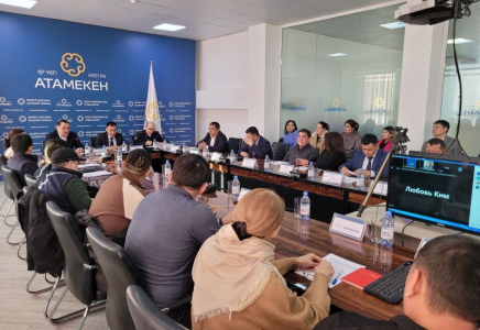 Шымкентте кәсіпкерлер мен мемлекеттік орган өкілдері өзекті мәселелерді талқылады