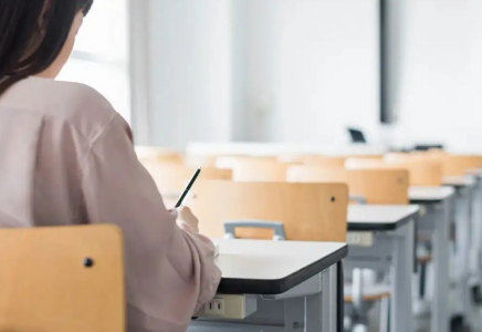 Қазақстанда білімге қатысы жоқ 170 жекеменшік ұйым мемлекеттен ақша алып келген