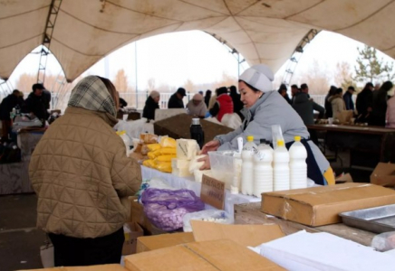 Астанада жәрмеңкеде ақмолалық аграрлар 460 тоннадан аса өнім ұсынды