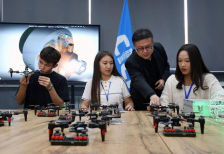 Алматы көпсалалы колледжінде «Ұшқышсыз ұшу аппараттары» құзыреттілік орталығы ашылды Алматы көпсалалы колледжінде «Ұшқышсыз ұшу аппараттары» құзыреттілік орталығы ашылды