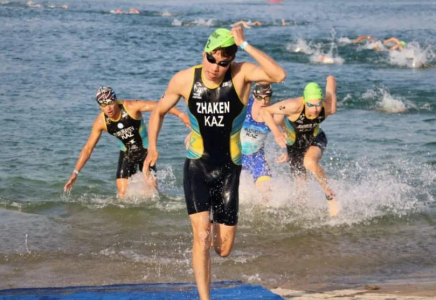 Түркістанда триатлоннан Қазақстан кубогы өтті