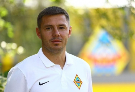 «Қайрат» футбол клубының бас бапкері қызметінен кетті
