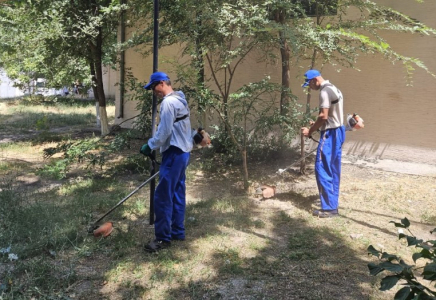  В Шымкенте прошла масштабная уборка в рамках программы «ТАЗА ҚАЗАҚСТАН»