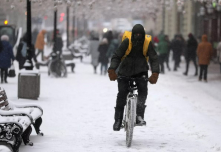 Алматыдағы оқиғадан кейін курьерлерге қойылатын талап күшейтіледі