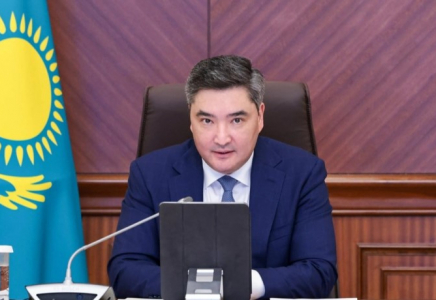 Олжас Бектенов Түркістан облысында өрттен қаза тапқандардың туыстарына көңіл айтты