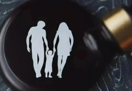 Үйден шығарудың жаңа тәртібі: борышкерлерге 10 күн бұрын ескерту жіберу мәселесі қаралды