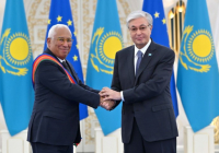 Мемлекет басшысы Еуропалық Кеңес Президентін І дәрежелі «Достық» орденімен марапаттады