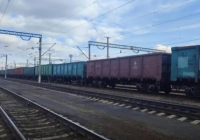 Полициядан қашқан: Астаналық оқушы жүк пойызының төбесінен құлап кетті 