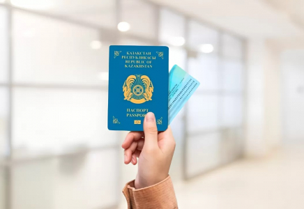 ​Полицейдің сіздің жеке куәлігіңізді өзімен бірге алып кетуіне құқығы бар ма?