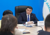 Түркістан облысының әкімі 7 сағат бойы тұрғындардың талап-тілегін тыңдады 