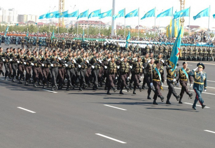 Қорғаныс министрлігі әскери парадтың не үшін өткізілмейтінін түсіндірді  