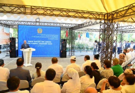 Өмірзақ Шөкеев Сауран ауданы тұрғындарымен кездесті