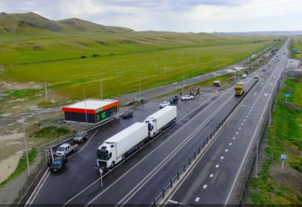 Республикалық автожолдар бойындағы қызмет көрсету нысандарының басым бөлігі Ұлттық стандарт талаптарына сәйкестендірілді Республикалық автожолдар бойындағы қызмет көрсету нысандарының басым бөлігі Ұлттық стандарт талаптарына сәйкестендірілді