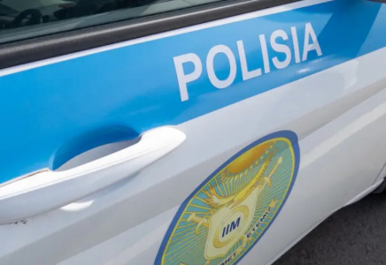 Астанада жасөспірім көпқабатты үйдің терезесінен құлап кетті