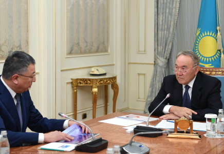 Мемлекет басшысы Түркістан облысының әкімі Жансейіт Түймебаевты қабылдады