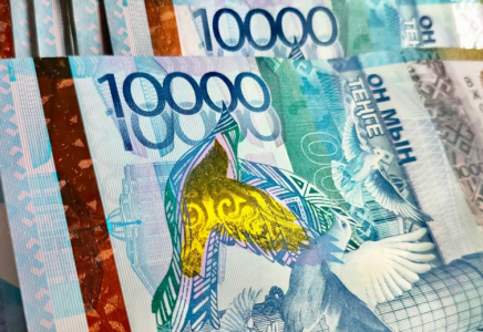 Қазақстанда 10 мың теңгелік ескі купюраларды қолдану мерзімі ұзартылды