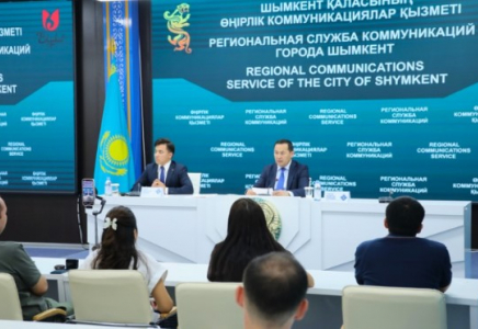 ​ШЫМКЕНТТЕ ҚОҒАМДЫҚ КӨЛІКТЕ ЖОЛАҚЫ ТӨЛЕУГЕ БАҚЫЛАУ КҮШЕЙТІЛДІ