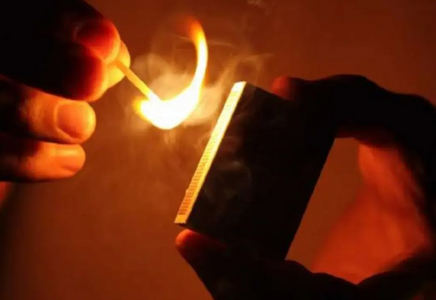 Қарағандыда әкесімен жанжалдасқан ер адам өзін өртеп жібермек болды (ВИДЕО)