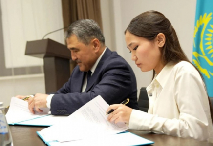 Мектеп оқушысы министрлікпен меморандум жасасты