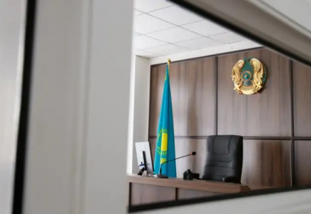 Павлодарда әкесін абайсызда өлтірген ер адам сот залынан босатылды