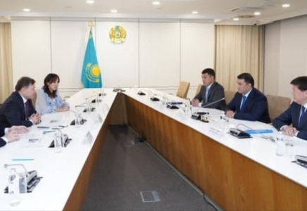 Нұралхан Көшеров «СК-ФАРМАЦИЯ» ЖШС басқарма төрағасымен кездесті