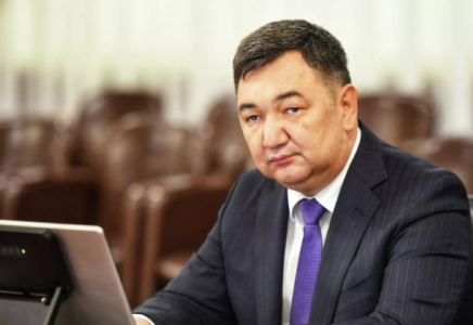 Сенатор харассмент жиі жасалатын жерлерді атады