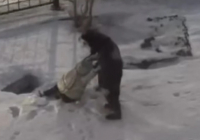 Астаналық мұғалім шұңқырға түсіп кеткен оқушыны құтқарып қалды